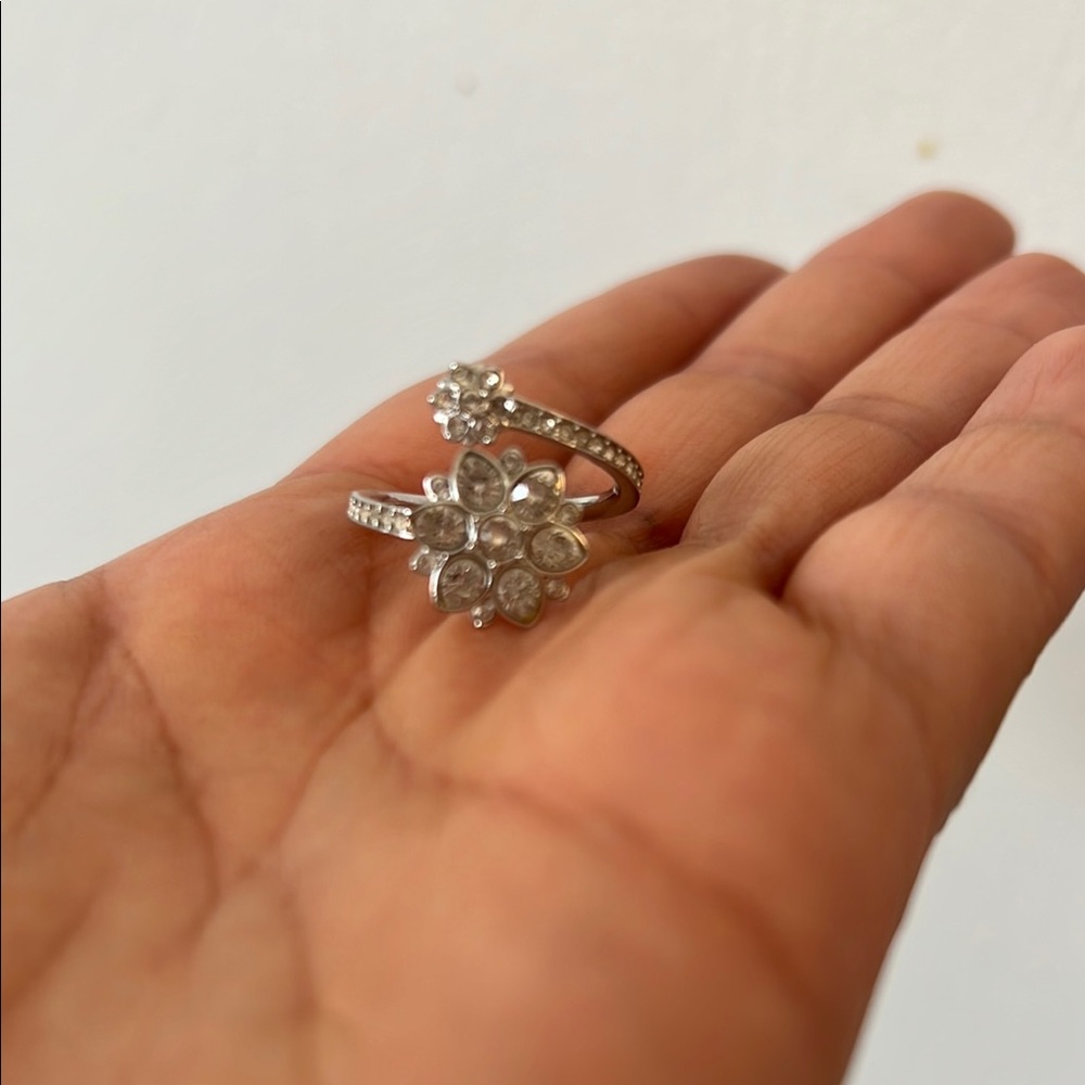 Swarovski Silver Solitaire Ring Timeless Elegance - image 4